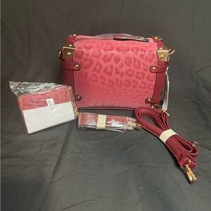Stylish Red Leopard Print Women's Bag